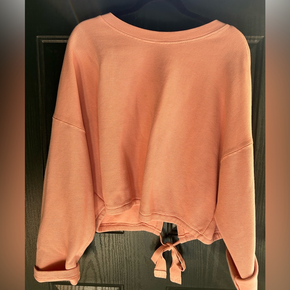 Fabletics cropped shirt Pink Waffle texture open back w tie XL